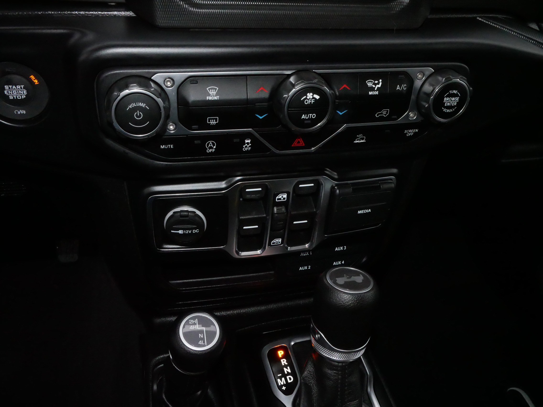 Used 2022 Jeep Wrangler Unlimited Sport image 23