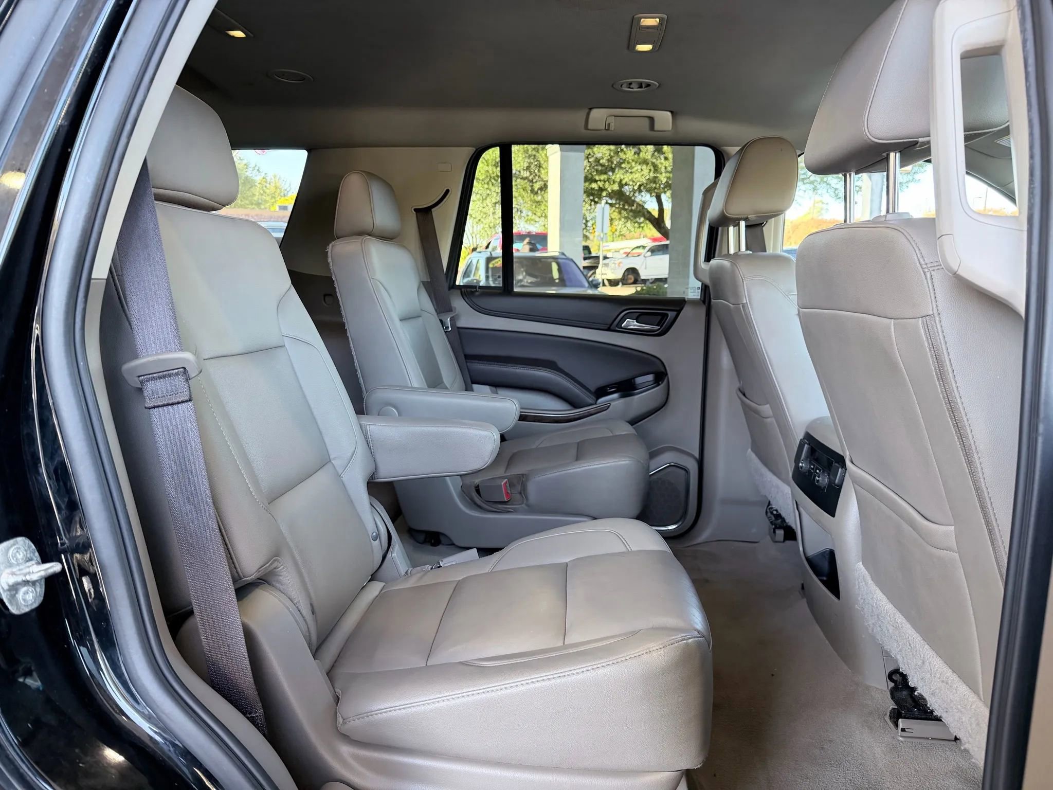 Used 2020 Chevrolet Tahoe LT image 24