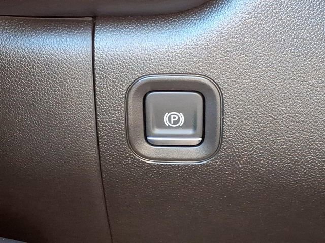 Used 2025 Chevrolet Silverado 1500 Custom image 22