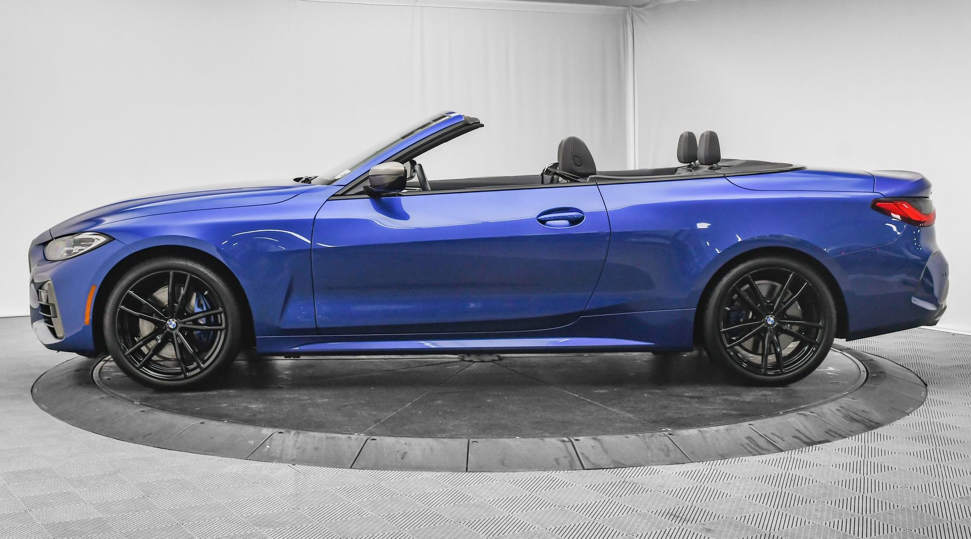 Used 2024 BMW 440i xDrive Convertible image 5