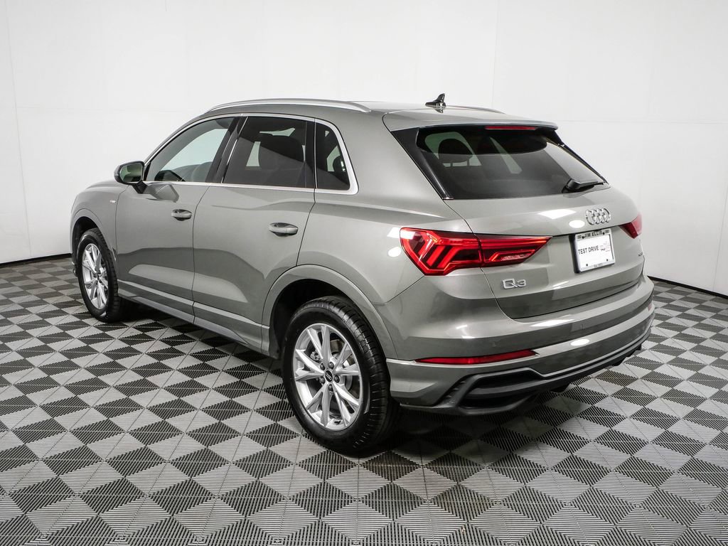 Used 2023 Audi Q3 2.0T Premium Plus w/ Premium Plus Package AWD/4WD image 29