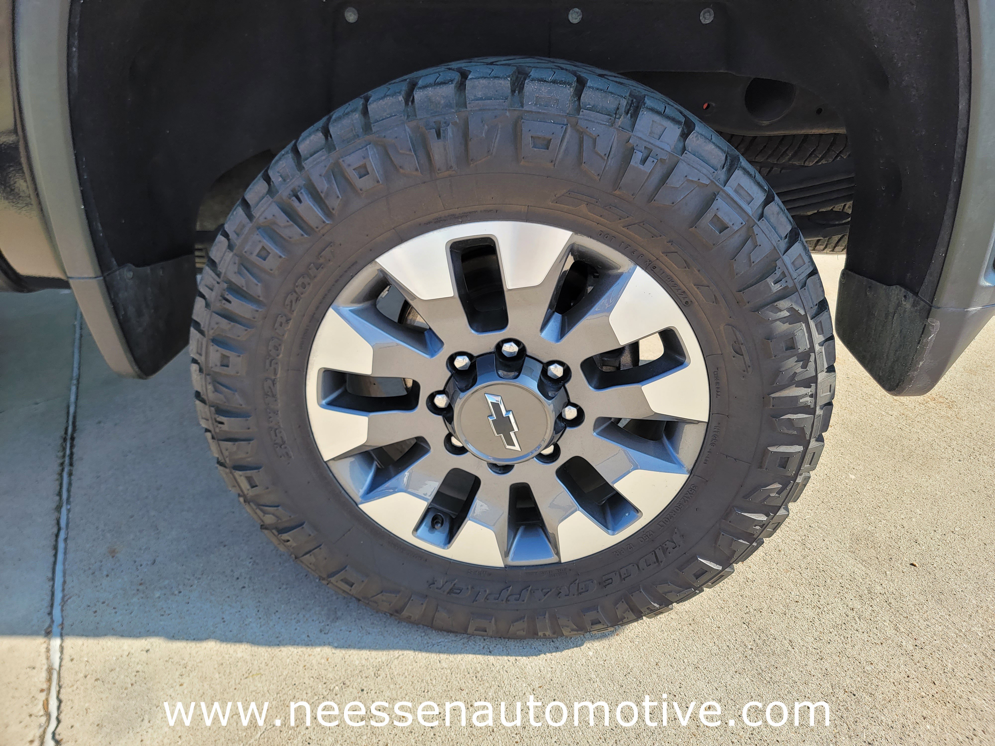 Used 2021 Chevrolet Silverado 2500 LTZ w/ Carhartt Edition image 43