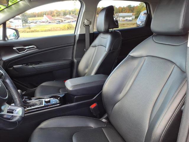 Used 2023 Kia Sportage EX image 13