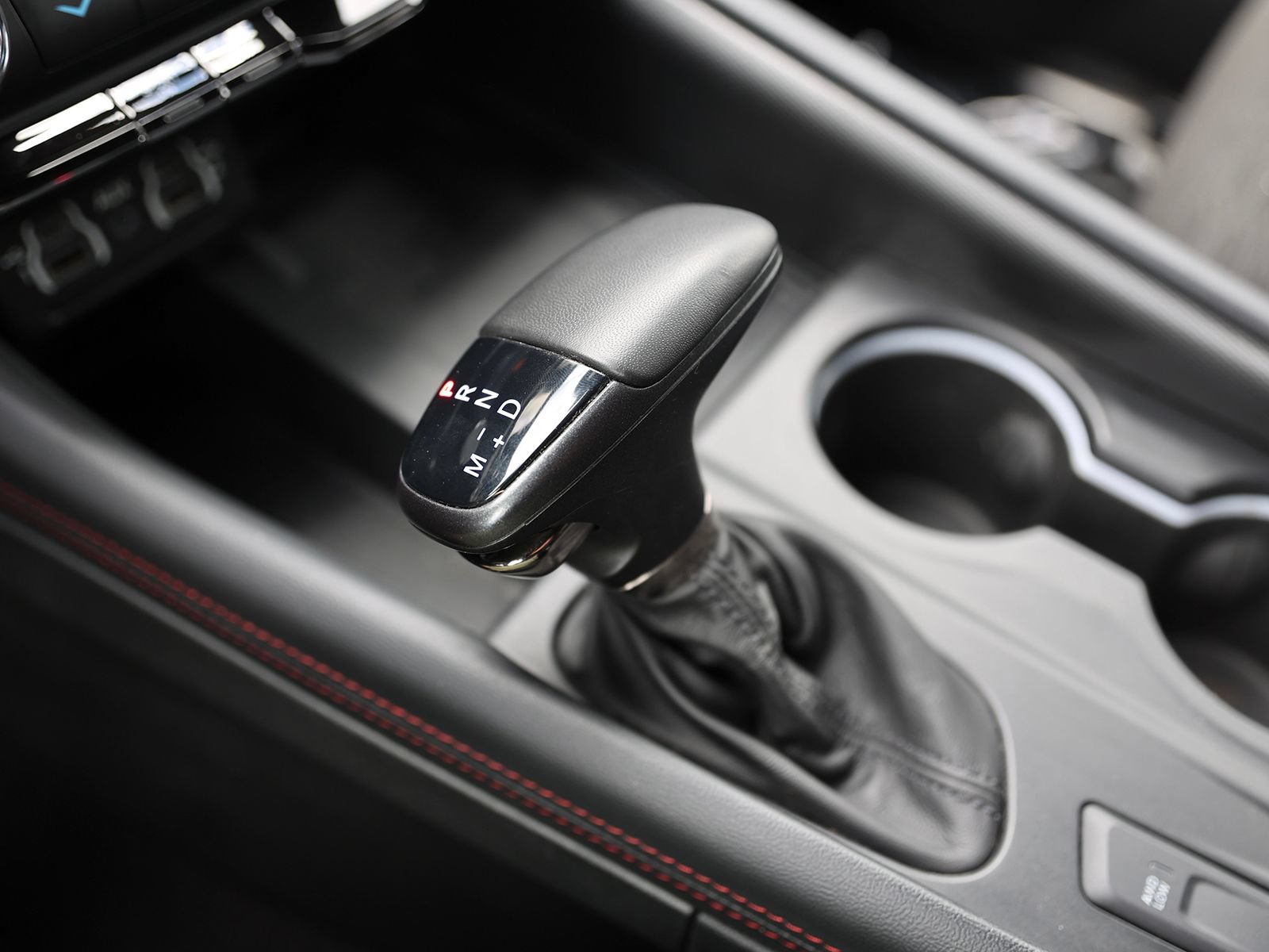 Used 2024 Dodge Durango R/T w/ Blacktop Package AWD/4WD image 31