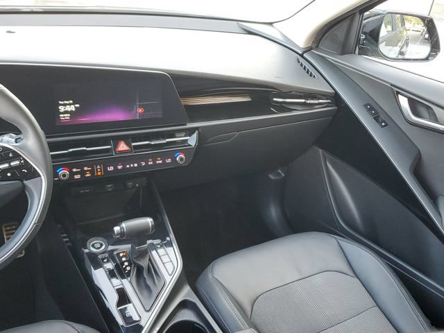 Certified 2024 Kia Niro EX Touring FWD image 15