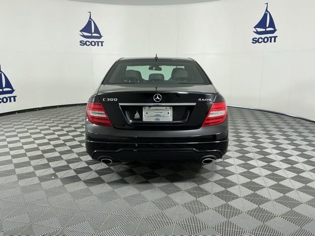 Used 2013 Mercedes-Benz C 300 4MATIC Sedan image 5
