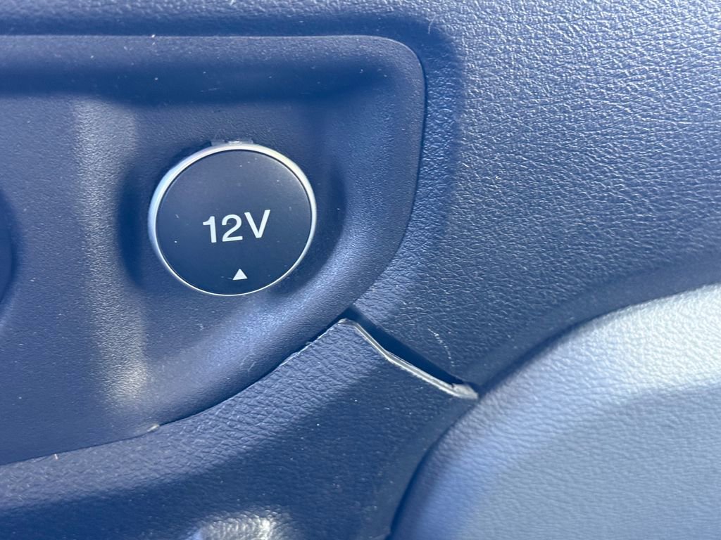 Used 2018 Ford Transit 250 130 Low Roof RWD image 28