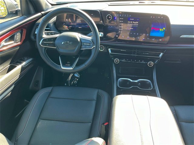 Used 2025 Chevrolet Traverse Z71 w/ Driver Confidence Package image 4