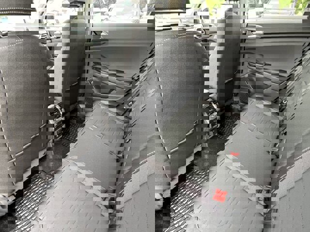 New 2025 Volkswagen Taos SE image 34