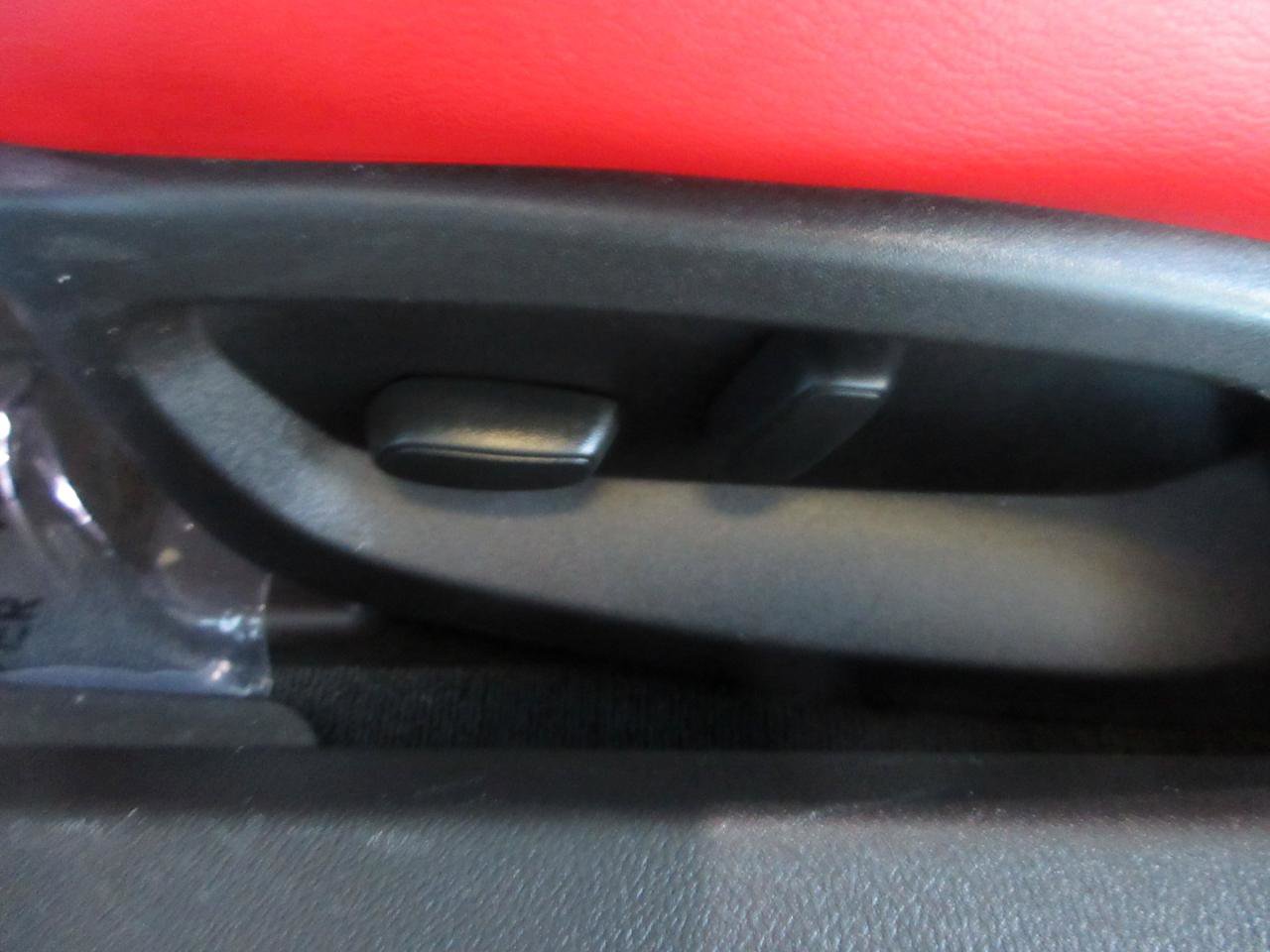 Used 2017 Chevrolet Corvette Stingray Coupe w/ Carbon Flash Badge Package image 10