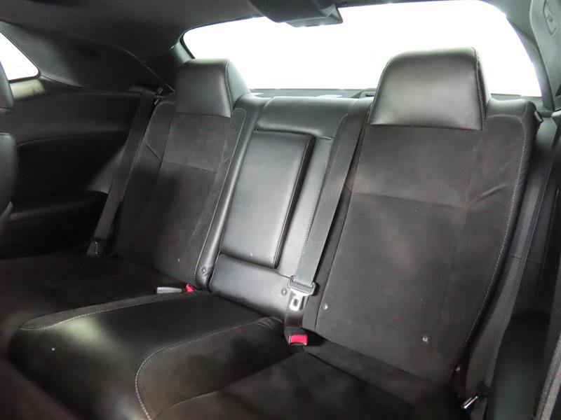 Used 2019 Dodge Challenger R/T Scat Pack w/ Plus Package RWD image 17