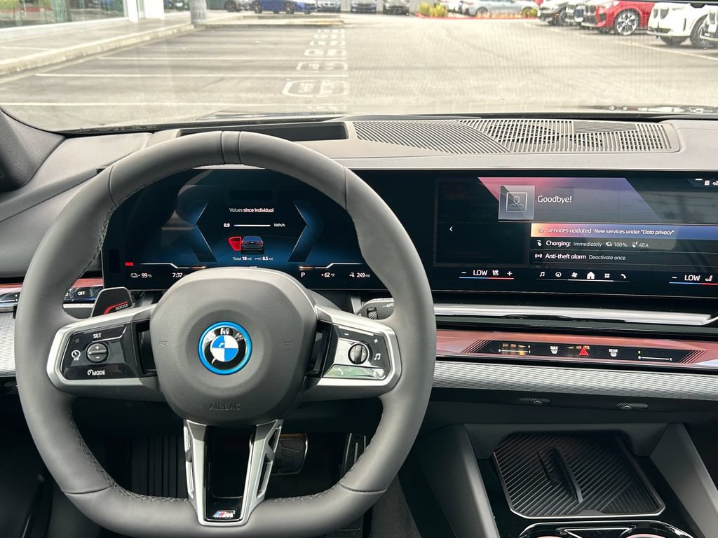 New 2027 BMW i5 eDrive40 w/ Executive Package AWD/4WD image 17