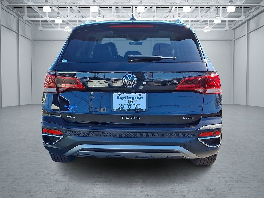 Certified 2023 Volkswagen Taos SEL image 5