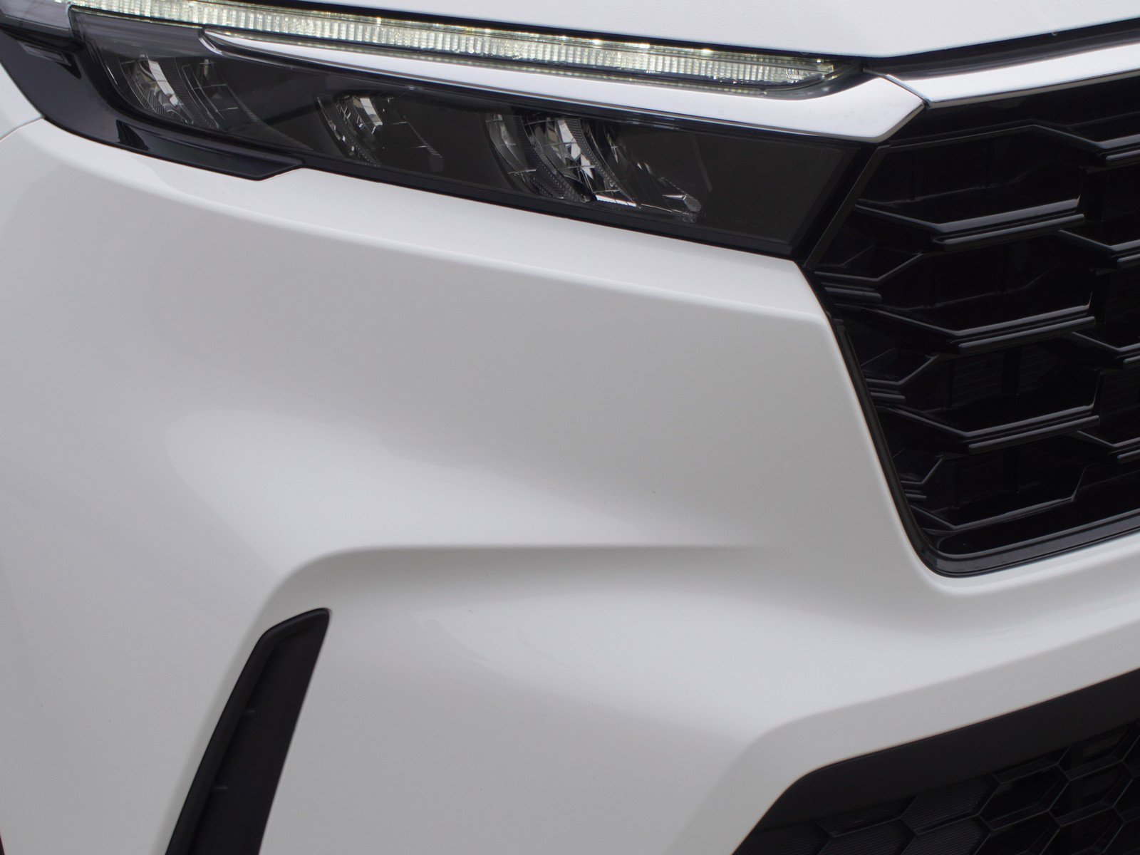 Used 2026 Honda CR-V EX image 3