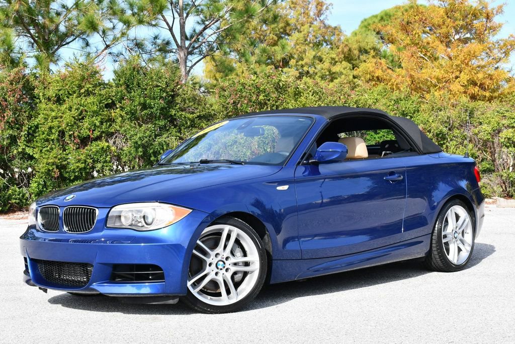 Used 2013 BMW 135i Convertible image 23