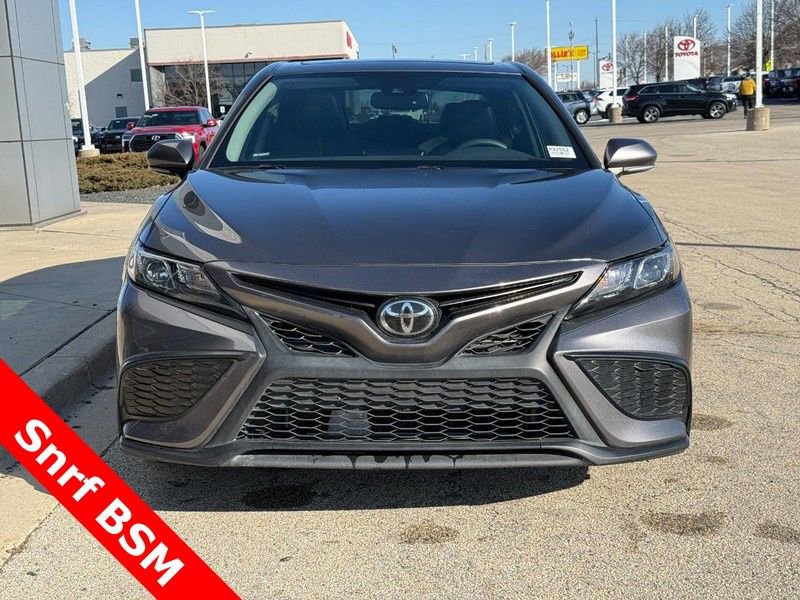 Used 2023 Toyota Camry SE w/ Convenience Package image 8