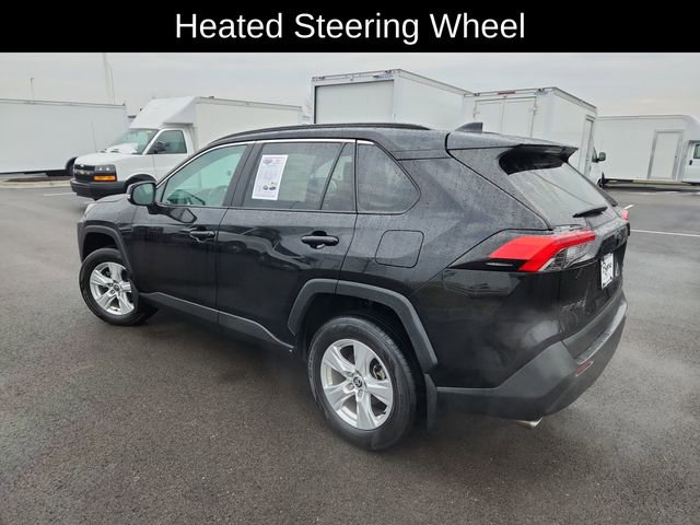Used 2021 Toyota RAV4 XLE w/ Convenience Package image 5