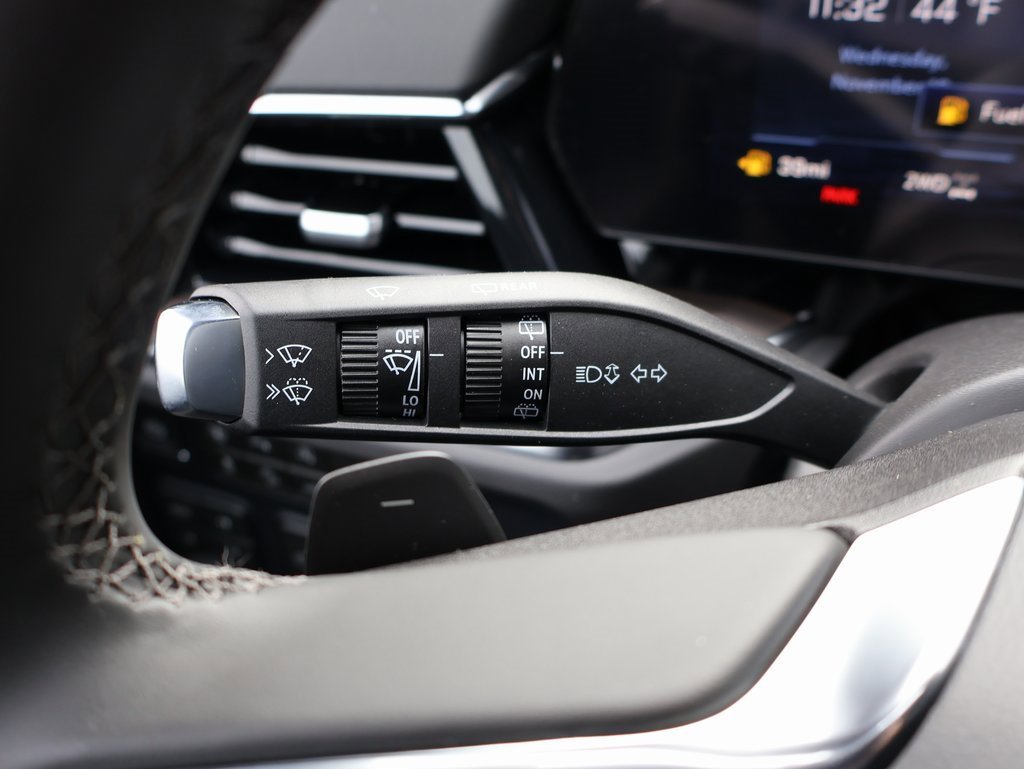 New 2026 Chevrolet Suburban LS image 18