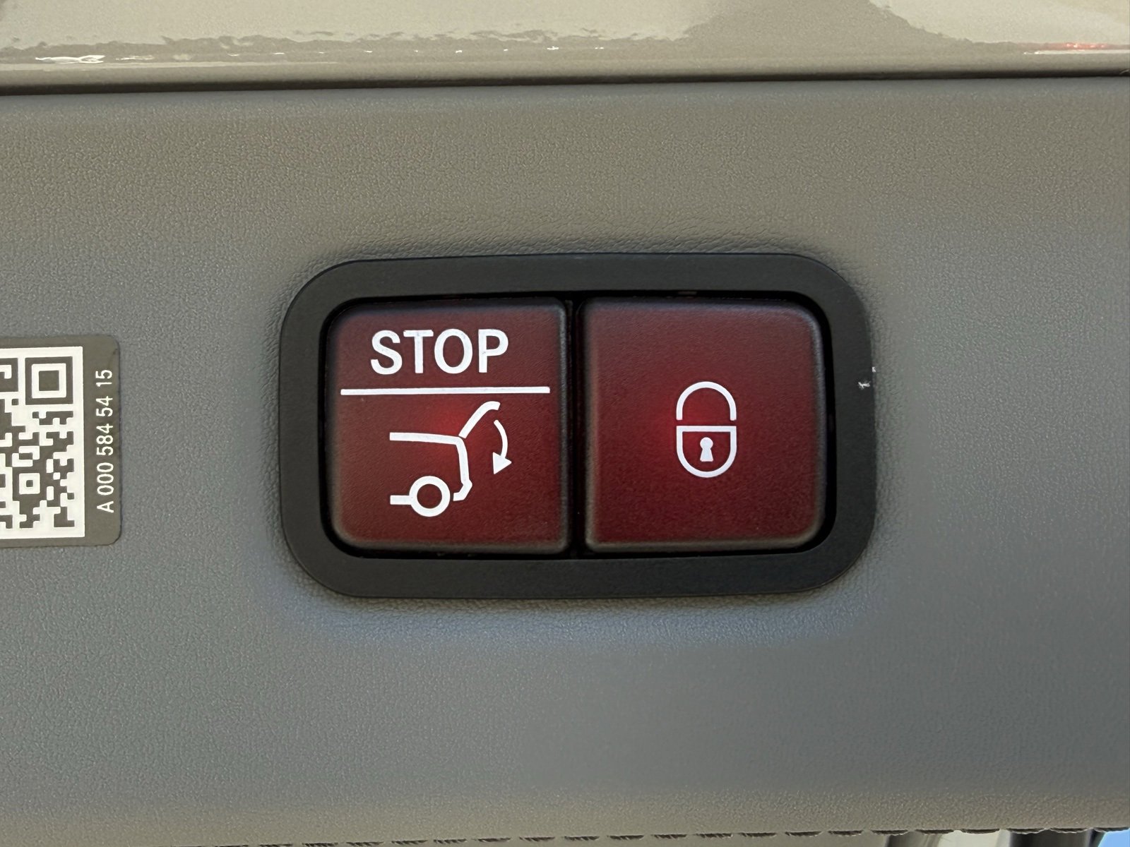 New 2025 Mercedes-Benz Maybach EQS 680 4MATIC image 13