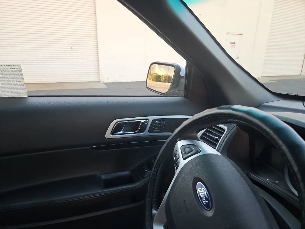 Used 2013 Ford Explorer Limited image 16