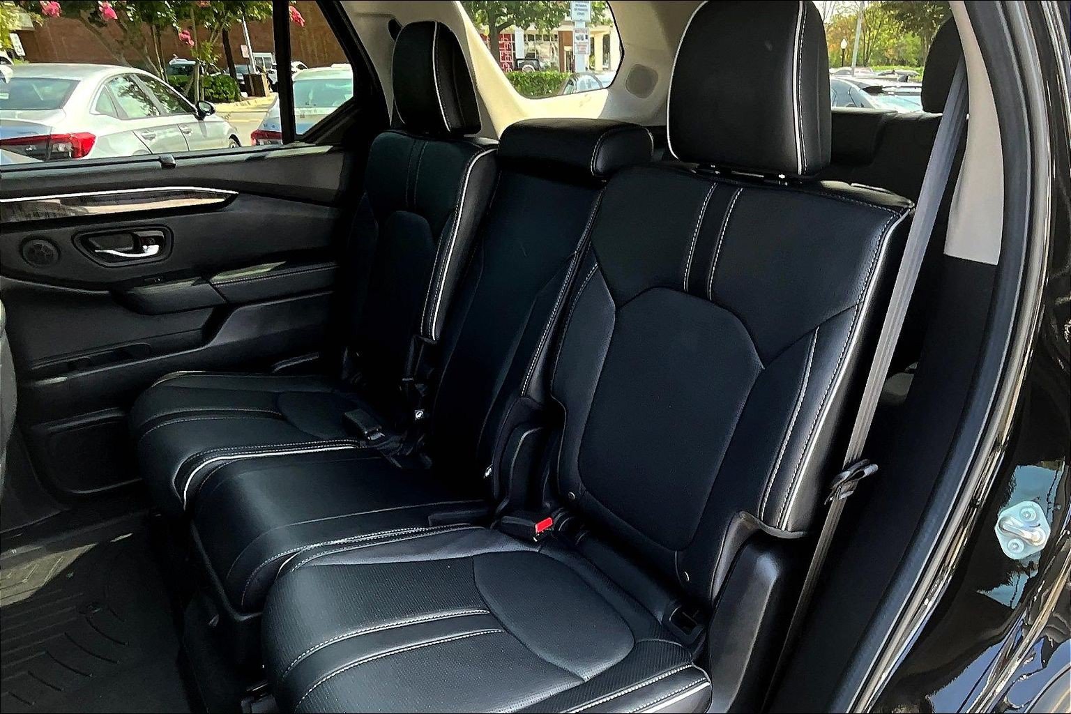 Used 2025 Honda Pilot Elite image 28