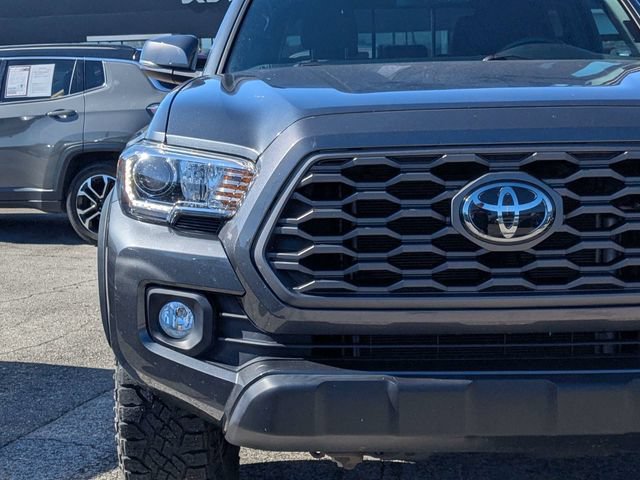 Used 2022 Toyota Tacoma TRD Off-Road w/ Technology Package RWD image 8