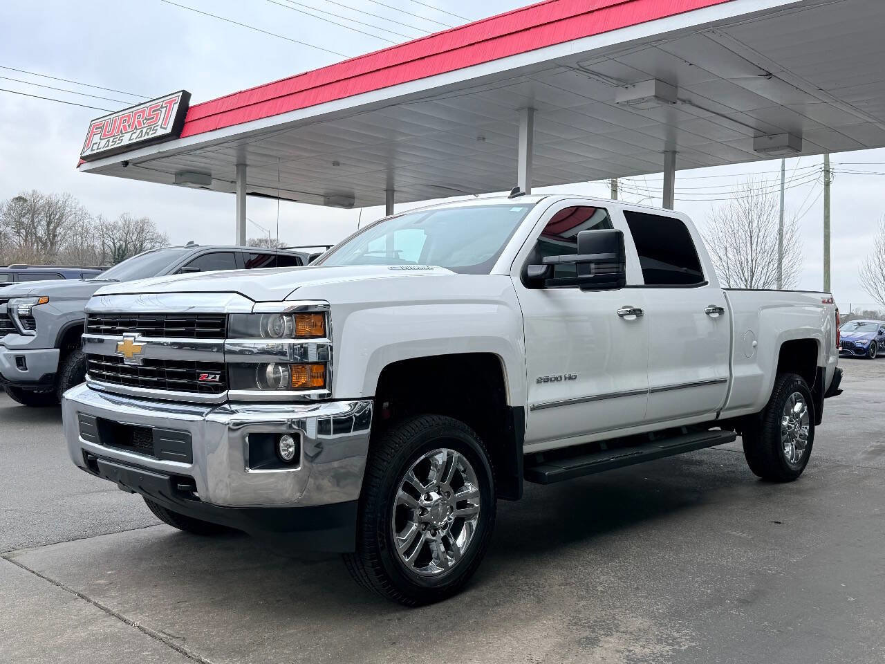 Used 2015 Chevrolet Silverado 2500 LT w/ LT Convenience Package image 6