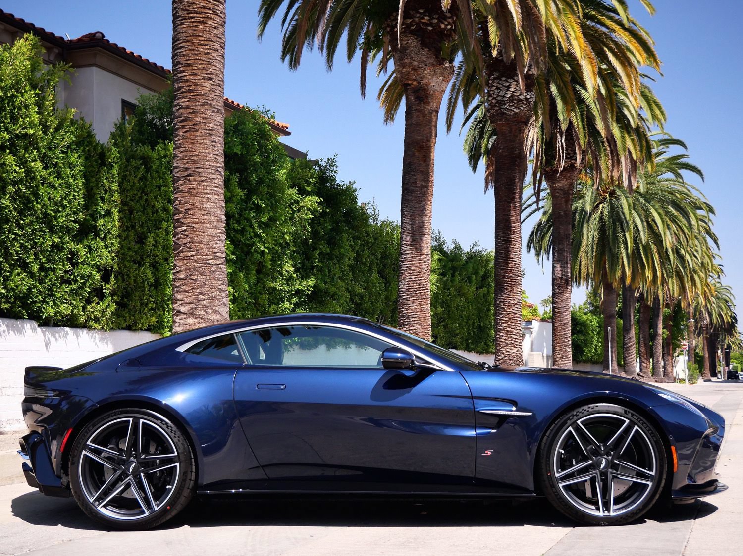 New 2026 Aston Martin V8 Vantage S RWD image 17