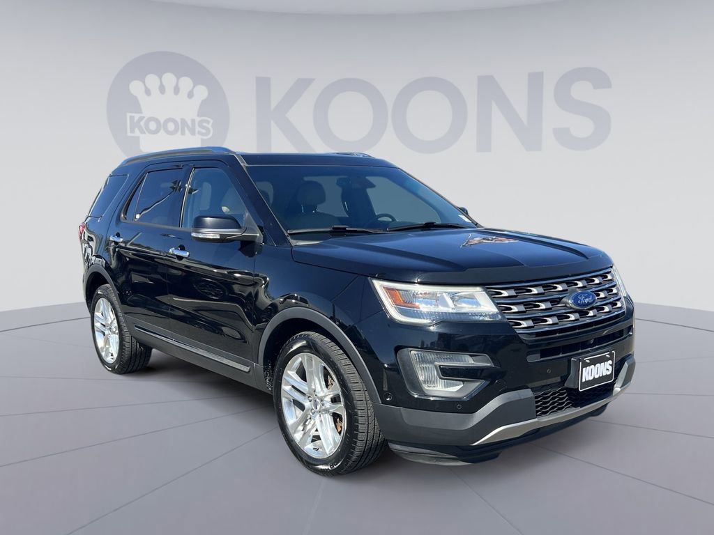 Used 2017 Ford Explorer Limited w/ Equipment Group 301A image 10