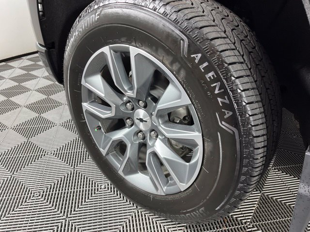 Used 2025 Chevrolet Silverado 1500 RST AWD/4WD image 14