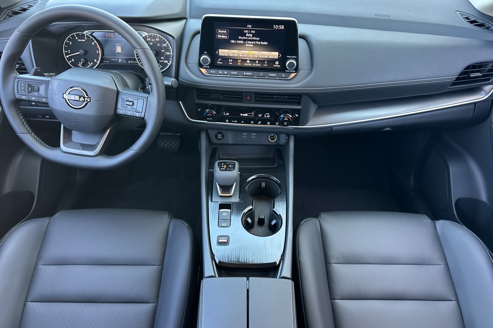 New 2026 Nissan Rogue Dark Armor FWD image 10
