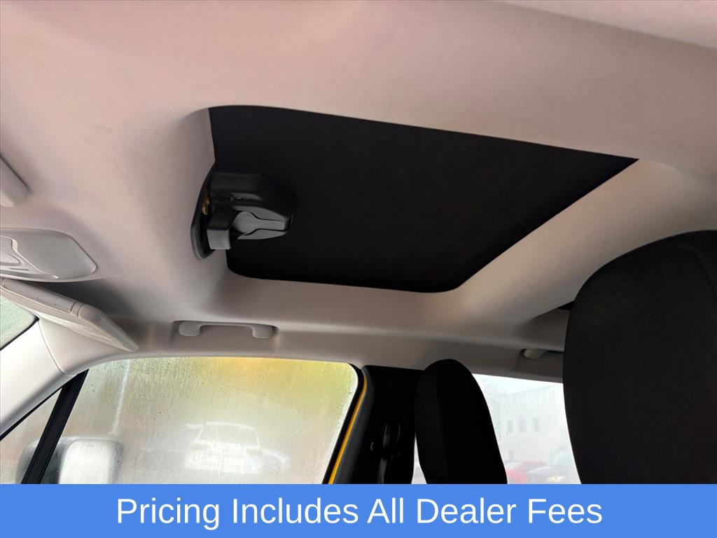 Used 2017 Jeep Renegade Sport w/ Power & Air Group FWD image 11