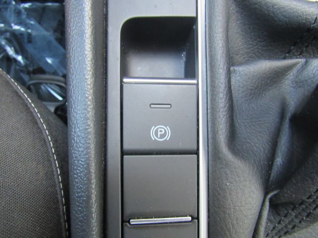 Used 2023 Volkswagen Jetta Sport image 43