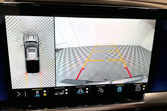 Used 2023 Chevrolet Silverado 1500 High Country w/ High Country Premium Package image 27