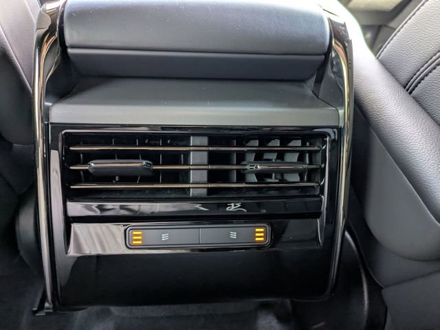 Used 2025 Land Rover Range Rover Sport S image 27