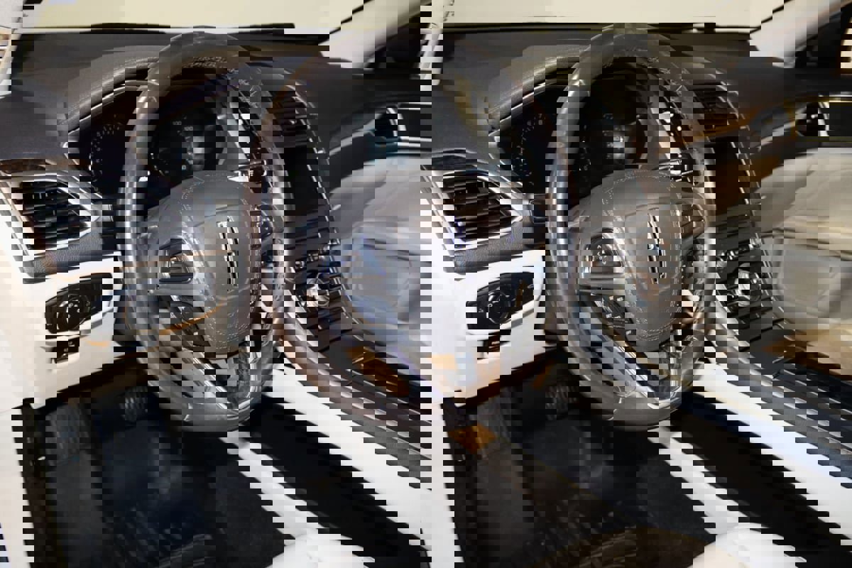 Used 2017 Lincoln MKZ Select w/ Climate Package image 35