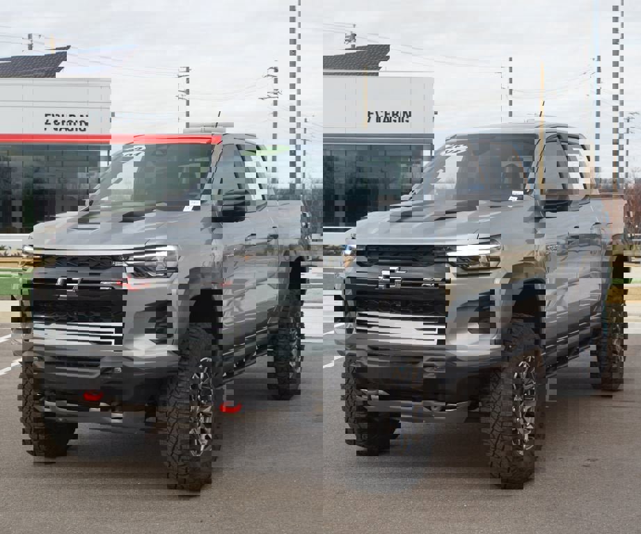 Used 2024 Chevrolet Colorado ZR2 w/ ZR2 Convenience Package III image 24