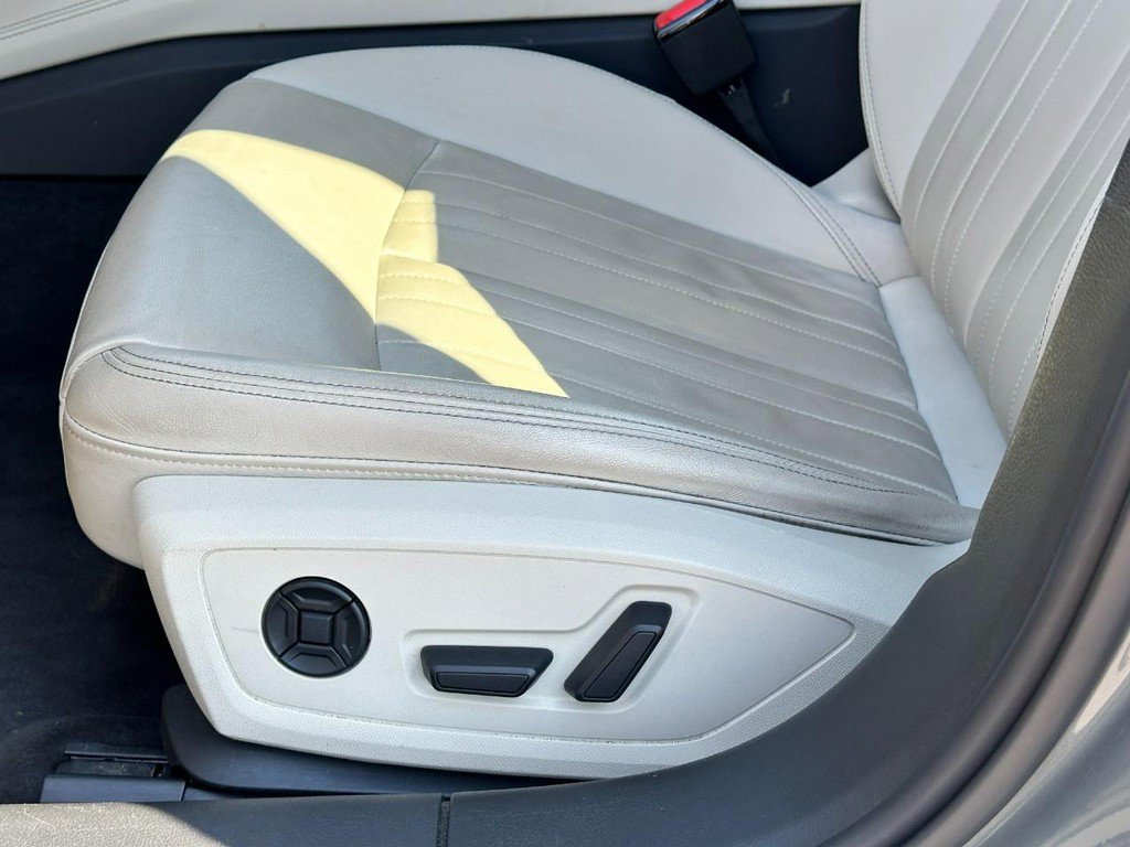 Used 2024 Audi A6 Premium Plus image 18