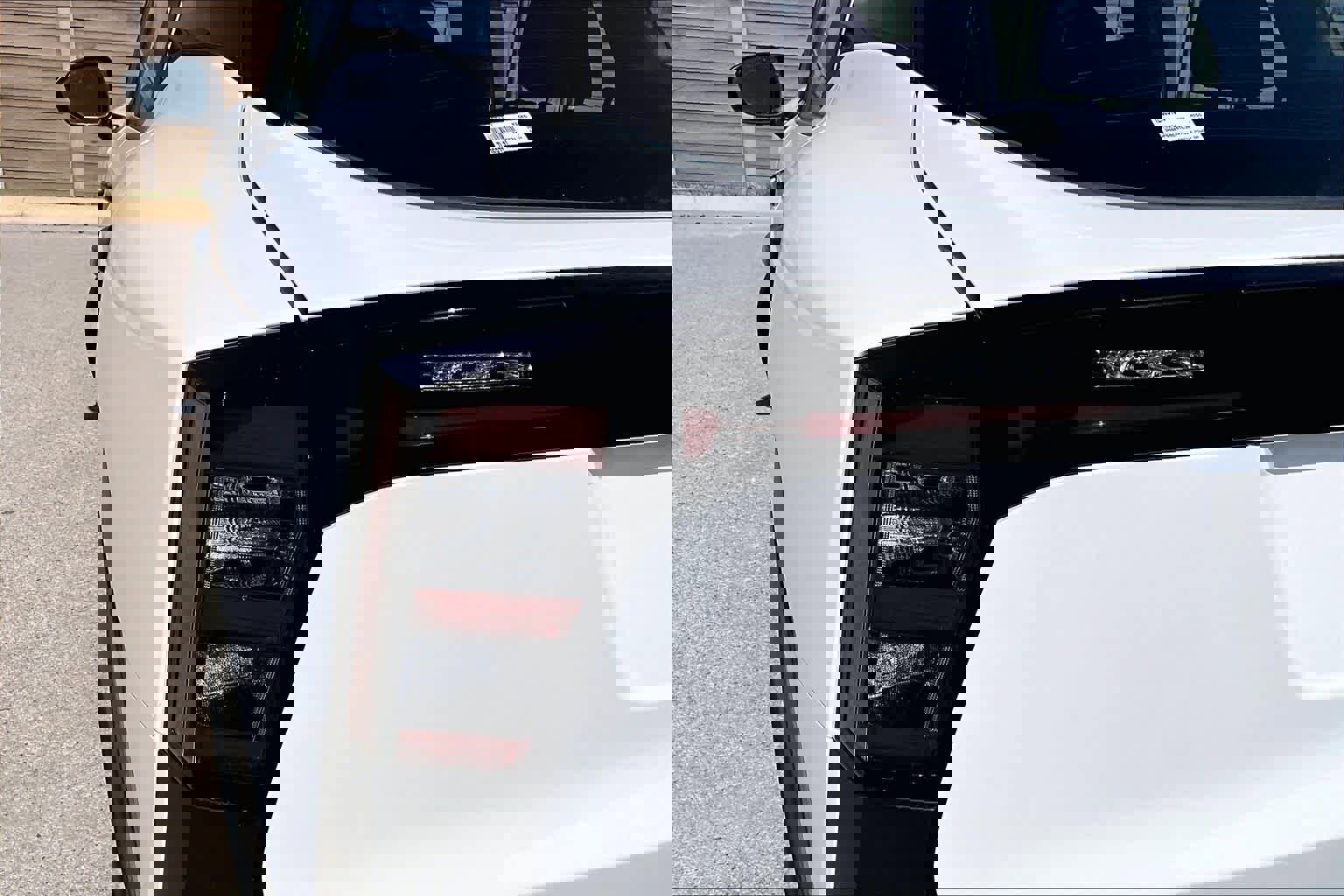 New 2026 Nissan Kicks S image 12