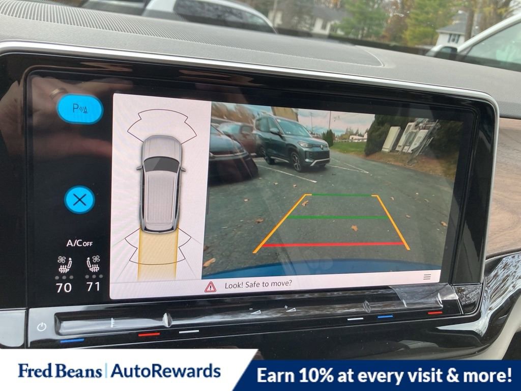 New 2026 Volkswagen Atlas SE image 15