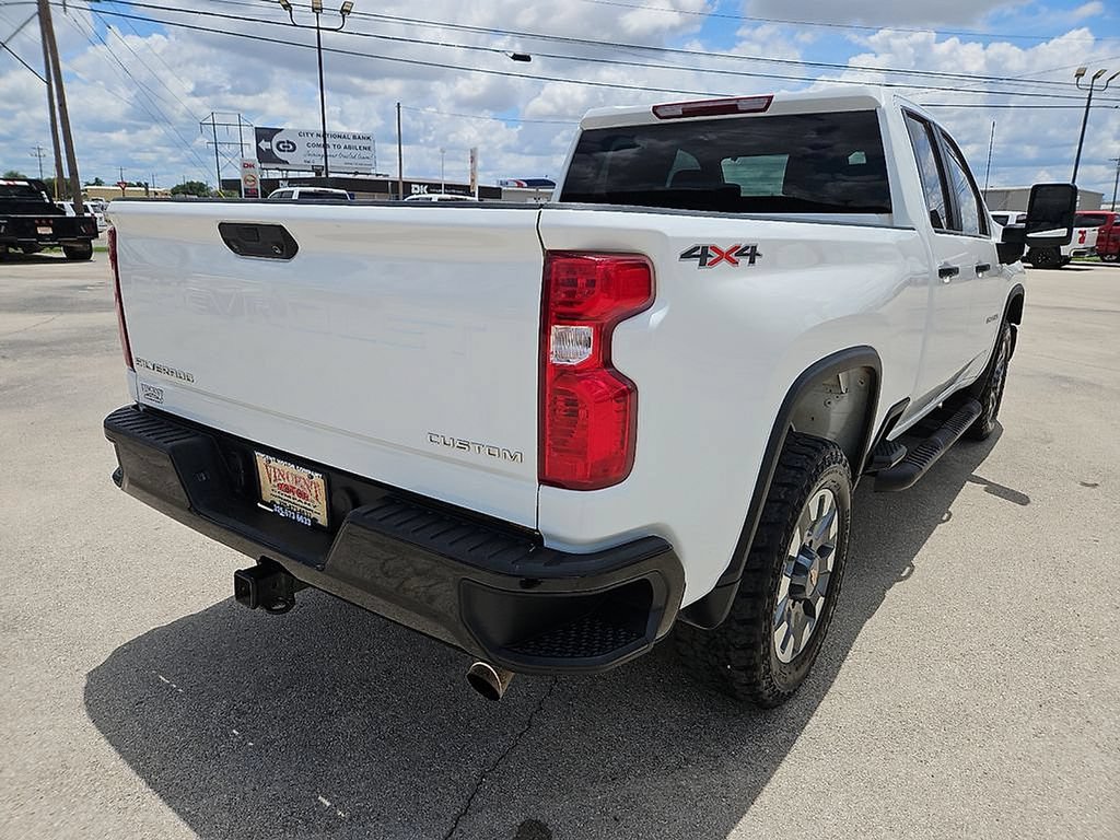 Used 2024 Chevrolet Silverado 2500 Custom w/ Custom Convenience Package AWD/4WD image 7