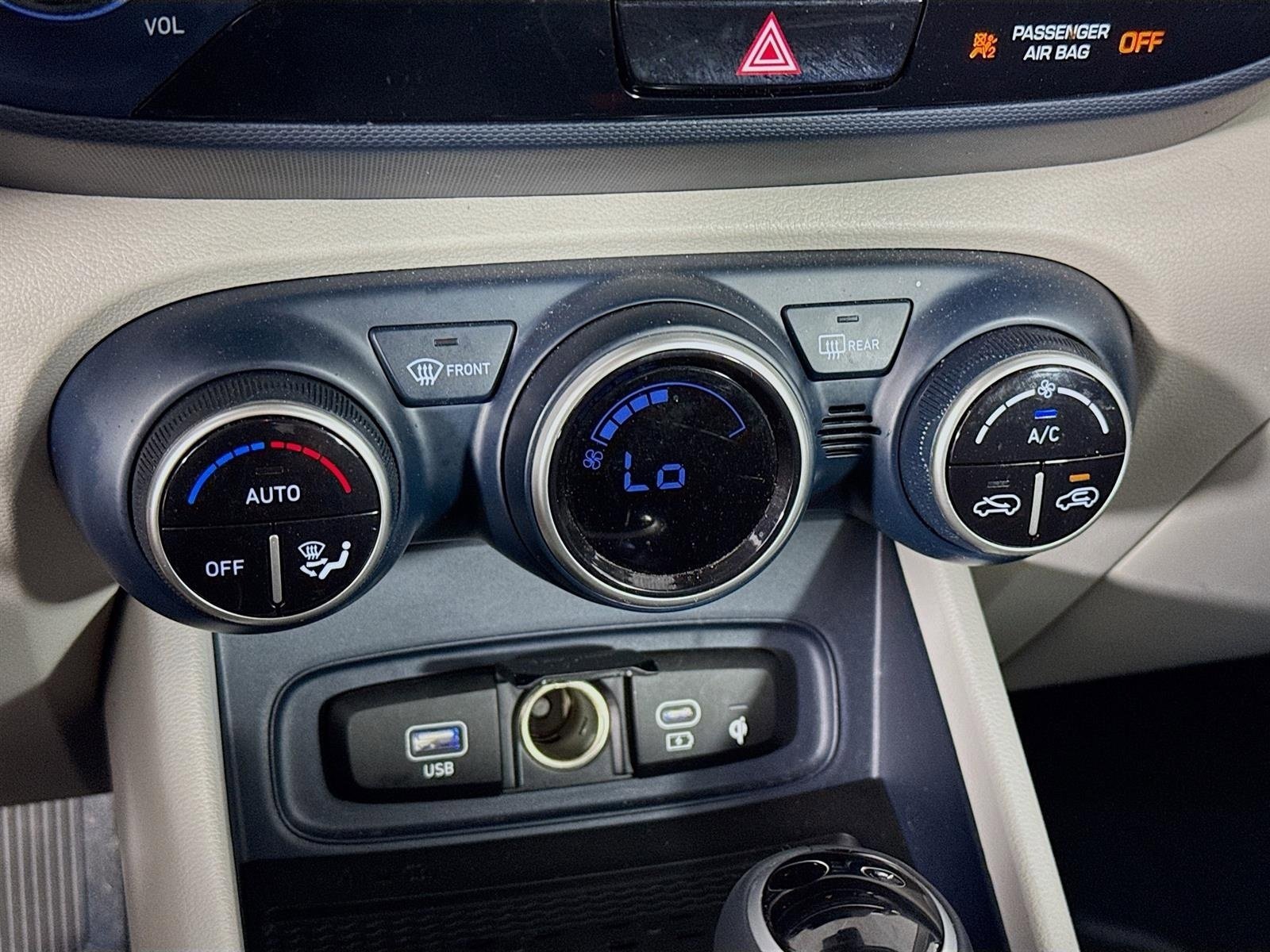 Certified 2023 Hyundai Venue Limited image 16