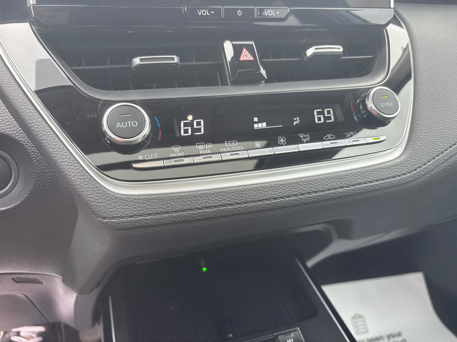 Certified 2026 Toyota Corolla Cross XLE w/ Convenience Package image 25