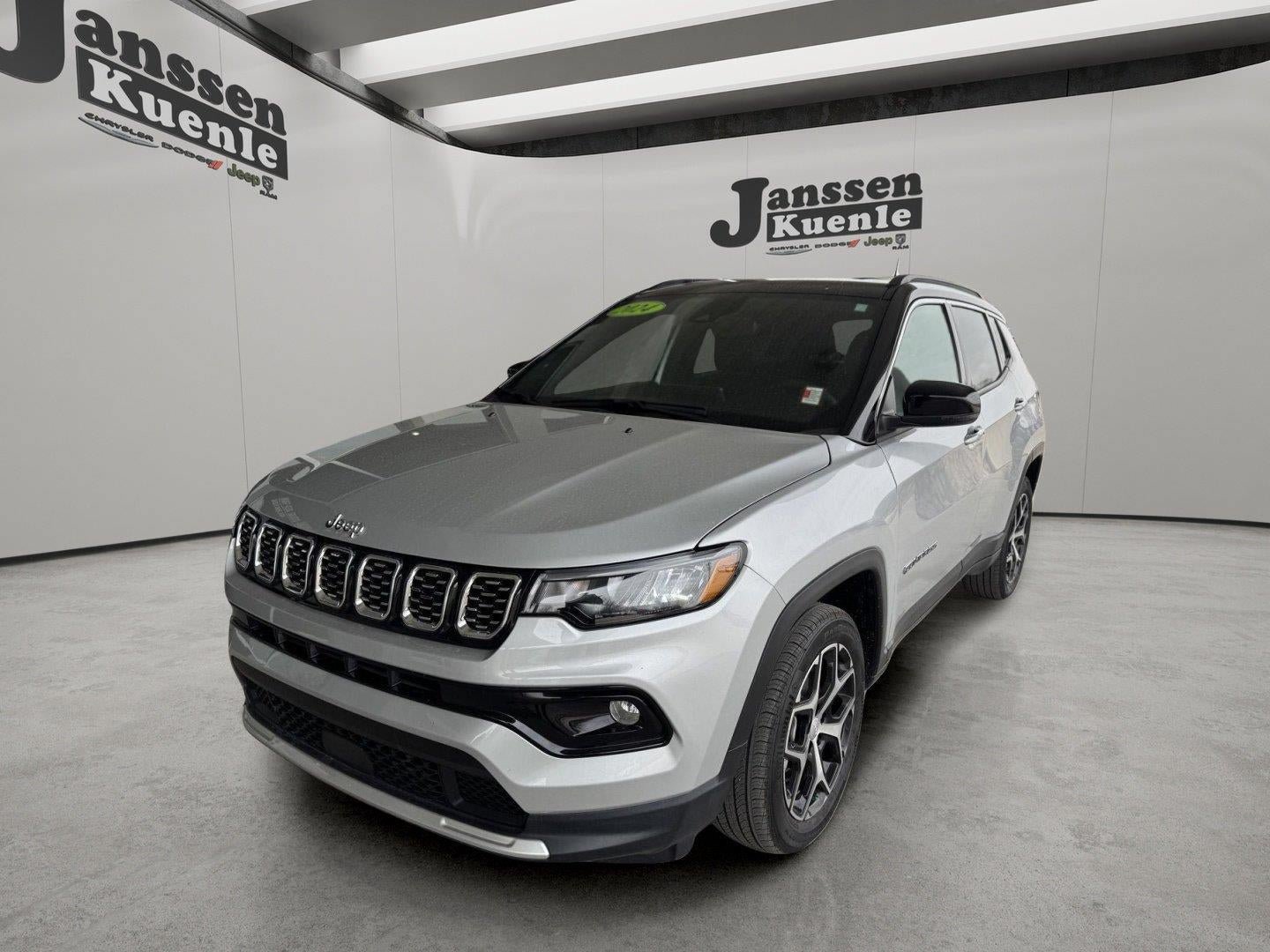 Used 2024 Jeep Compass Limited AWD/4WD image 5