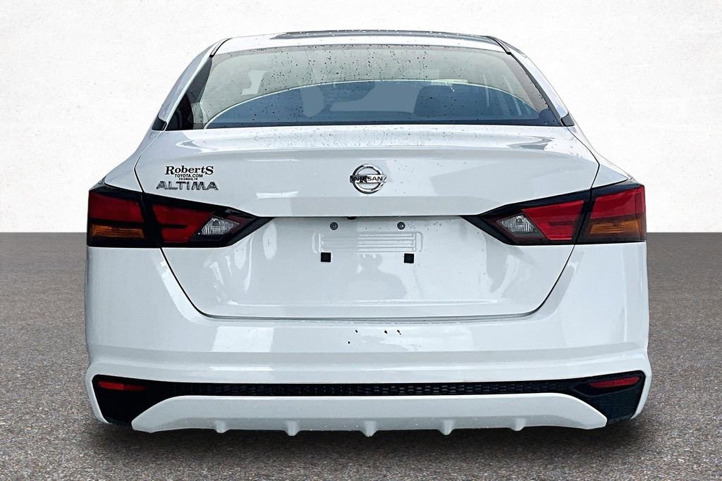 Used 2022 Nissan Altima 2.5 S FWD image 6
