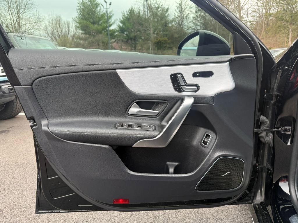 Used 2021 Mercedes-Benz A 35 AMG 4MATIC image 9