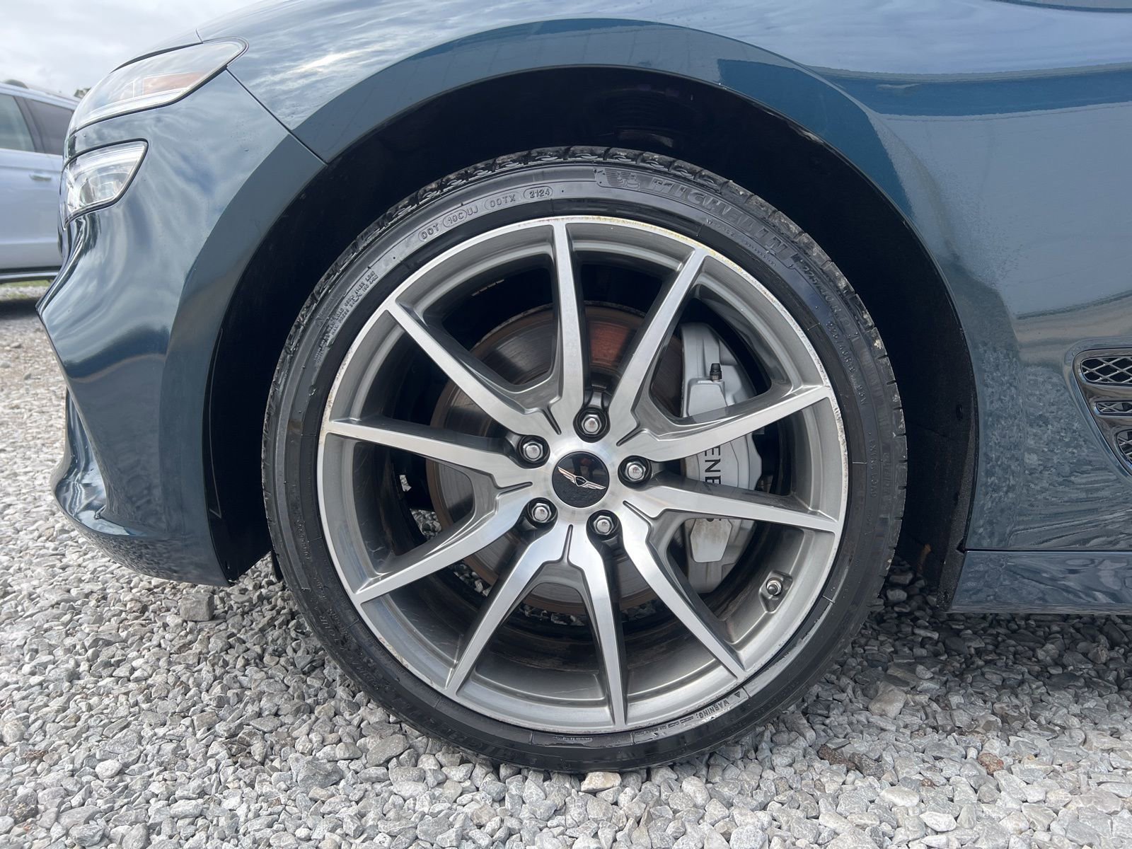 Used 2025 Genesis G70 2.5T image 7