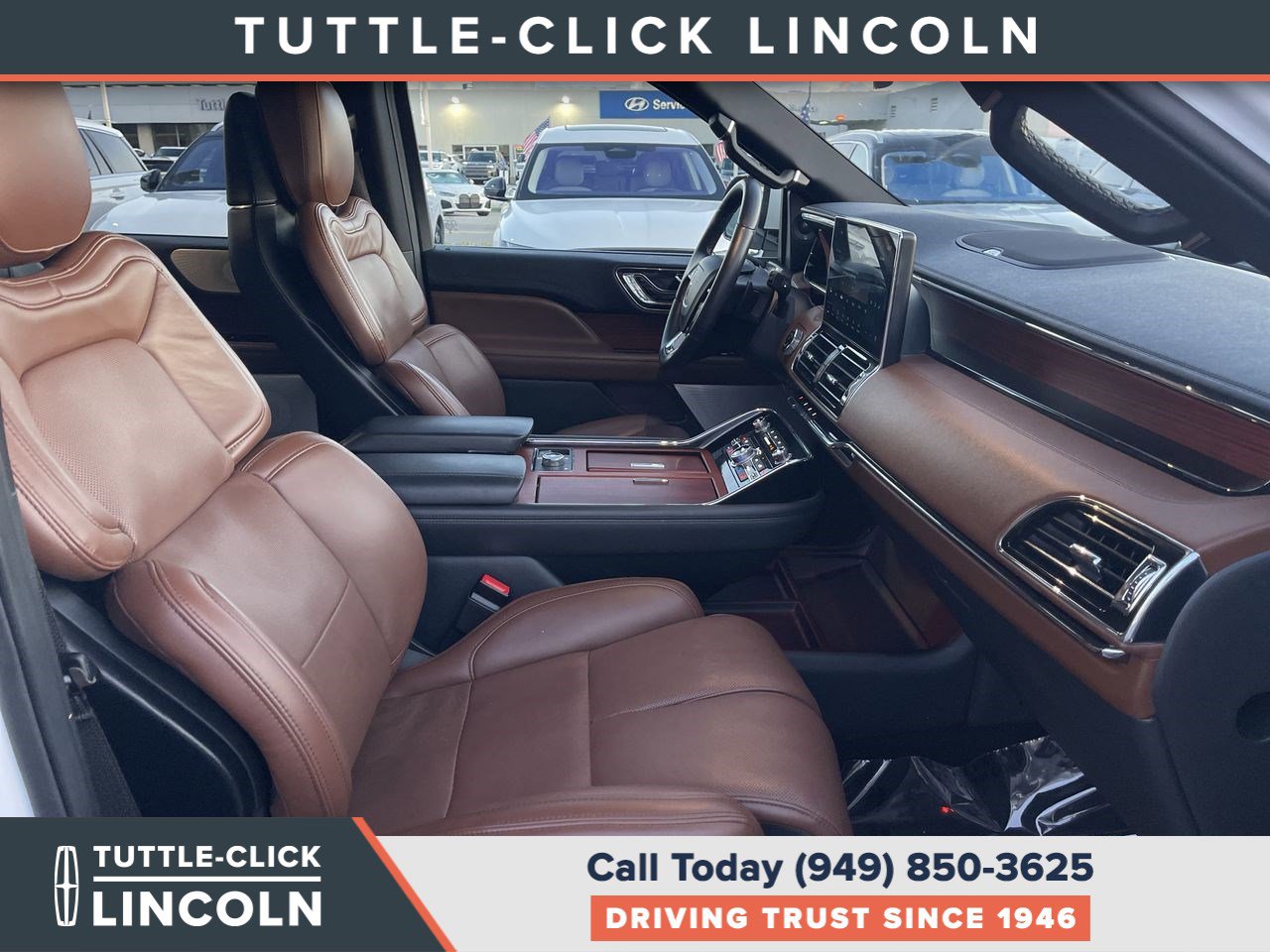Used 2024 Lincoln Navigator Reserve image 16