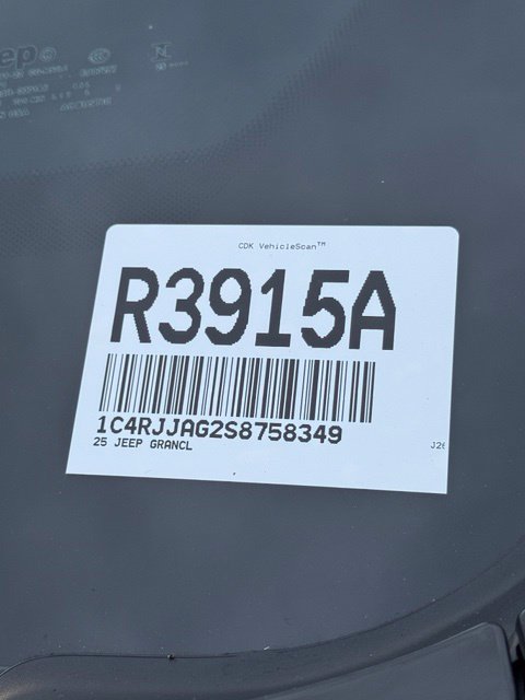 Used 2025 Jeep Grand Cherokee L Altitude RWD image 35
