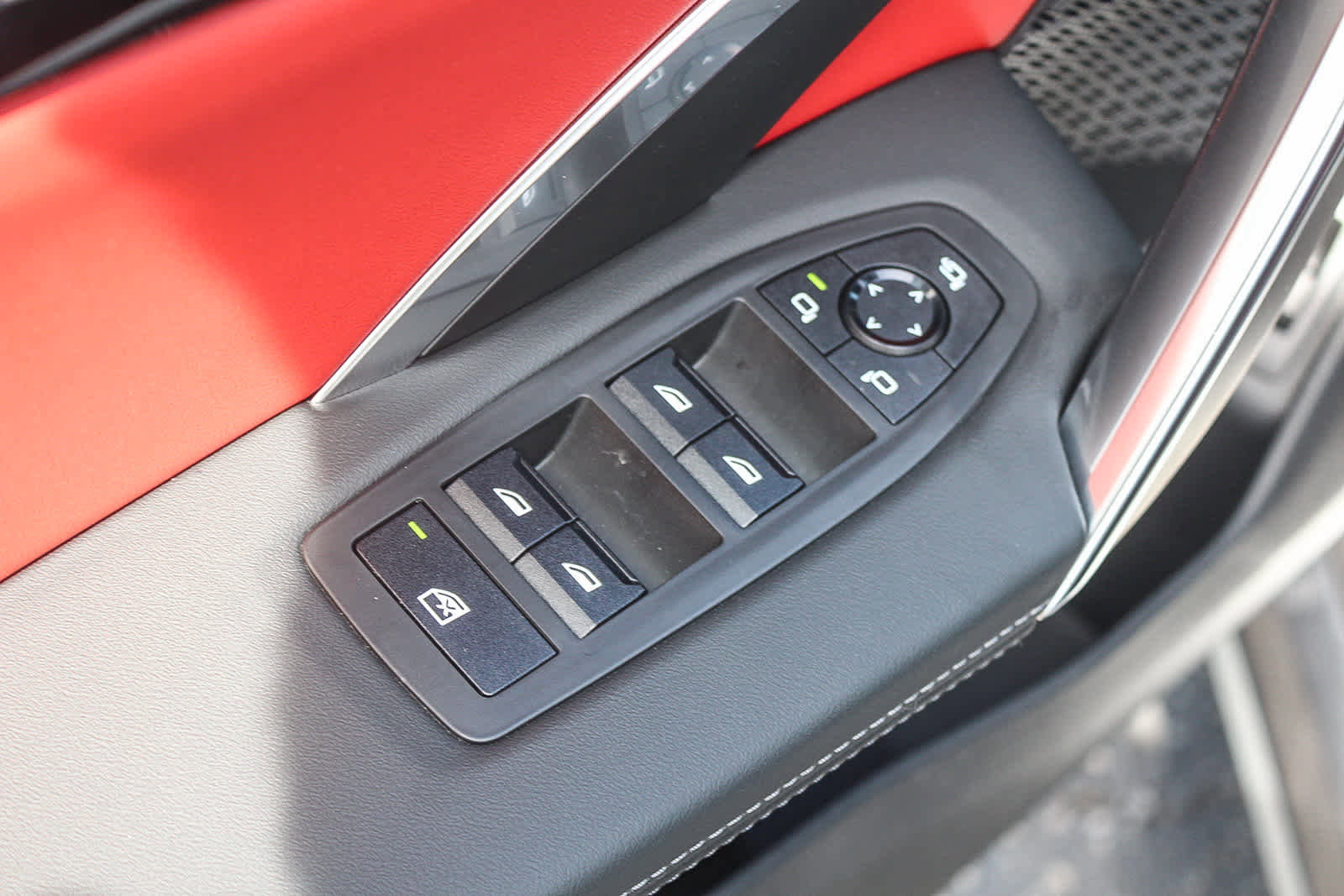 Used 2025 BMW X1 xDrive28i w/ Premium Package image 20